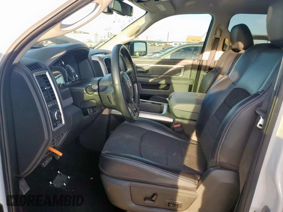 2018 Ram 1500 SLT z VIN 1C6RR7LT7JS158621, wystawiony jako Copart lot #49416695 z przebiegiem 228 656 mil mil oraz Szkoda całkowita • Salvage title. Historia ofert i sprzedaży dostępna na DreamBid. Obrazek 7.