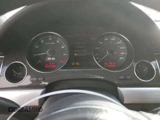 2008 Audi S8 z VIN WAUPN94E28N003150, wystawiony jako Copart lot #78130114 z przebiegiem 126 063 mil mil oraz Szkoda całkowita • Salvage title. Historia ofert i sprzedaży dostępna na DreamBid. Obrazek 9.
