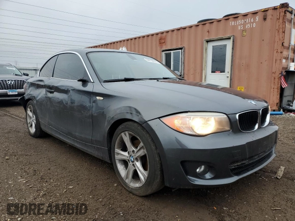 2013 BMW 1 Series 128i with VIN WBAUP7C59DVP24160, listed as a Copart auction lot 84736514 with 91,820 mi miles and Salvage Title. Bid and sale history available at carsss.com. Image 4.