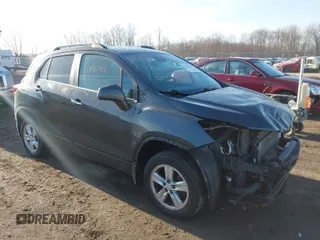 2018 Chevrolet Trax LT with VIN 3GNCJPSB6JL215329, listed as a IAAI auction lot 41790745 with 91,207 mi miles. Bid and sale history available at carsss.com. Image 1.