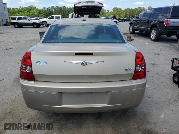 2009 Chrysler 300 Touring with VIN 2C3KA53V69H592639, listed as a Copart auction lot 55209775 with 107,751 mi miles and Salvage Title. Bid and sale history available at DreamBid. Image 6.