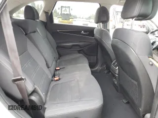 2017 Kia Sorento LX with VIN 5XYPGDA5XHG220425, listed as a Copart auction lot 47653075 with 191,170 mi miles and Salvage Title. Bid and sale history available at carsss.com. Image 12.