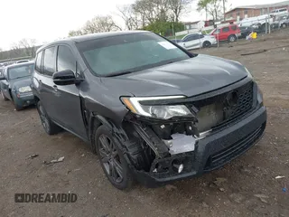 2020 Honda Passport EX-L z VIN 5FNYF8H53LB020393, wystawiony jako IAAI lot #42026157 z przebiegiem 97 059 mil mil oraz . Historia ofert i sprzedaży dostępna na DreamBid. Obrazek 1.