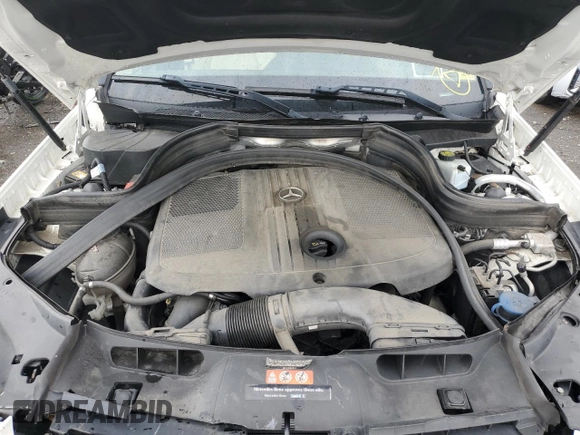 2015 Mercedes-Benz GLK 250 with VIN WDCGG0EB5FG406130, listed as a Copart auction lot 60656803 with 227,265 mi miles and . Bid and sale history available at DreamBid. Image 11.