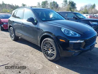 2017 Porsche Cayenne с VIN WP1AA2A28HKA86850, выставлен на аукционе IAAI как лот 42085457 с пробегом 86 438 миль миль и . История ставок и продаж доступна на DreamBid. Изображение 1.