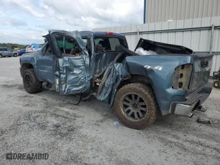 2009 Chevrolet Silverado 1500 Work Truck with VIN 1GCEK19C19Z285528, listed as a Copart auction lot 70892354 with 173,964 mi miles and Salvage Title. Bid and sale history available at carsss.com. Image 2.