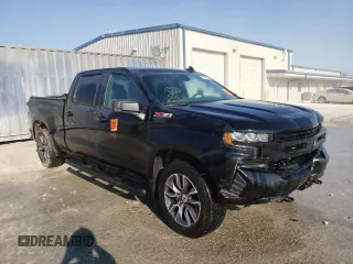 2021 Chevrolet Silverado 1500 RST with VIN 3GCUYEEDXMG453708, listed as a Copart auction lot 70710004 with Not Provided miles and Salvage Title. Bid and sale history available at carsss.com. Image 4.