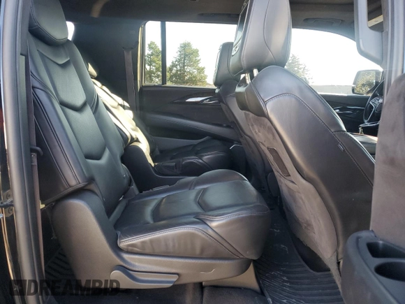 2015 Cadillac Escalade ESV Platinum z VIN 1GYS4UKJ7FR606162, wystawiony jako Copart lot #49666795 z przebiegiem 252 419 mil mil oraz Szkoda całkowita • Salvage title. Historia ofert i sprzedaży dostępna na DreamBid. Obrazek 11.