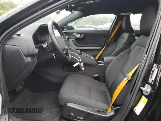 2023 Polestar 2 Performance z VIN YSMET3KA7PL135039, wystawiony jako Copart lot #73101384 z przebiegiem 27 198 mil mil oraz Czysty tytuł • Clean title. Historia ofert i sprzedaży dostępna na DreamBid. Obrazek 7.