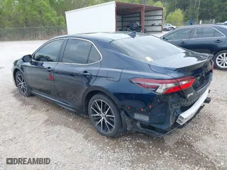 2021 Toyota Camry SE Nightshade with VIN 4T1G11AK5MU543890, listed as a IAAI auction lot 41904367 with 58,787 mi miles. Bid and sale history available at carsss.com. Image 3.