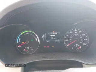 2017 Kia Optima z VIN KNAGT4LC8H5004537, wystawiony jako IAAI lot #42469956 z przebiegiem 101 669 mil mil oraz . Historia ofert i sprzedaży dostępna na DreamBid. Obrazek 7.