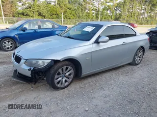 2013 BMW 3 Series 328i с VIN WBADW7C55DE734414, выставлен на аукционе IAAI как лот 42685123 с пробегом 72 180 миль миль и . История ставок и продаж доступна на DreamBid. Изображение 17.