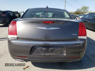 2019 Chrysler 300 Limited z VIN 2C3CCAEG4KH609787, wystawiony jako Copart lot #52193465 z przebiegiem 81 234 mil mil oraz Szkoda całkowita • Salvage title. Historia ofert i sprzedaży dostępna na DreamBid. Obrazek 6.