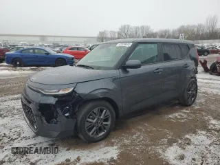 2020 Kia Soul EX with VIN KNDJ33AU8L7717353, listed as a Copart auction lot 43329845 with 34,446 mi miles and Clean Title. Bid and sale history available at carsss.com. Image 1.