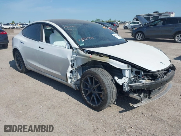 2023 Tesla Model 3 с VIN 5YJ3E1EAXPF553997, выставлен на аукционе IAAI как лот 41903219 с пробегом 31 981 миль миль и . История ставок и продаж доступна на DreamBid. Изображение 1.