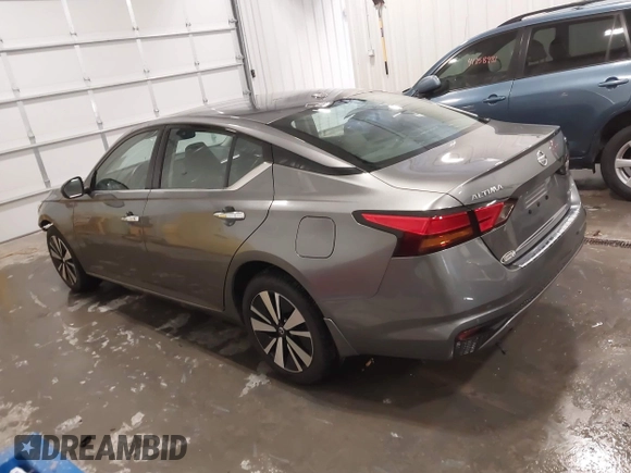 2020 Nissan Altima 2.5 SL with VIN 1N4BL4EW2LC266763, listed as a IAAI auction lot 41741716 with 43,433 mi miles. Bid and sale history available at carsss.com. Image 3.