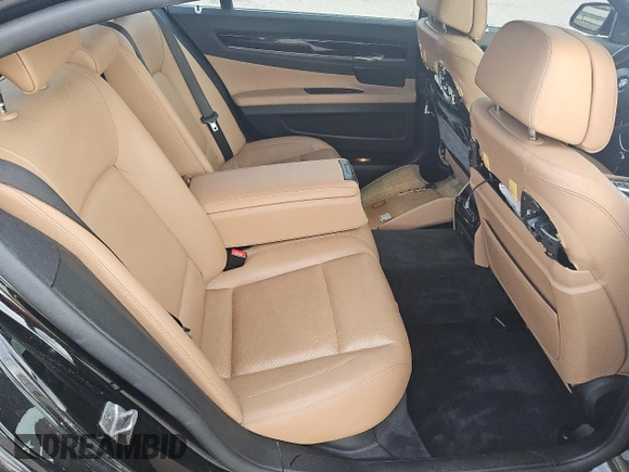 2013 BMW 7 Series 740Li with VIN WBAYE4C57DDW22531, listed as a Copart auction lot 81522614 with 174,441 mi miles and Clean title. Bid and sale history available at DreamBid. Image 10.