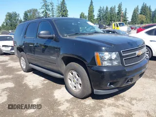 2013 Chevrolet Tahoe LT с VIN 1GNSKBE04DR319031, выставлен на аукционе IAAI как лот 42854800 с пробегом 141 844 миль миль и . История ставок и продаж доступна на DreamBid. Изображение 1.