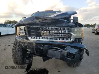 2008 GMC Sierra 3500HD SRW SLT z VIN 1GTHK33618F176644, wystawiony jako Copart lot #73640434 z przebiegiem 248 244 mil mil oraz Szkody całkowita. Historia ofert i sprzedaży dostępna na DreamBid. Obrazek 5.