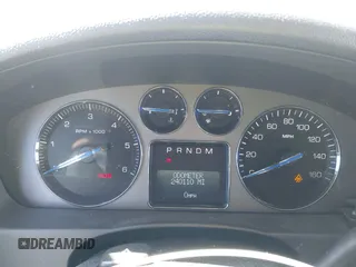 2008 Cadillac Escalade with VIN 1GYEC63818R224347, listed as a IAAI auction lot 41751039 with 240,110 mi miles. Bid and sale history available at carsss.com. Image 7.