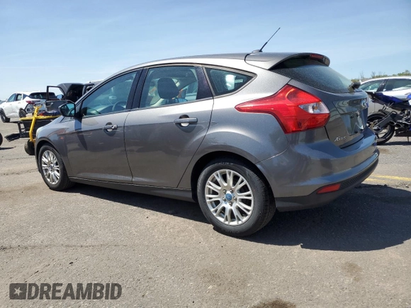 2012 Ford Focus SE with VIN 1FAHP3K24CL275250, listed as a Copart auction lot 55338265 with 113,047 mi miles and Clean Title. Bid and sale history available at carsss.com. Image 2.