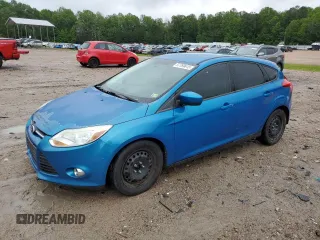 2012 Ford Focus SE z VIN 1FAHP3K22CL413920, wystawiony jako Copart lot #57769615 z przebiegiem 200 728 mil mil oraz Szkoda całkowita • Salvage title. Historia ofert i sprzedaży dostępna na DreamBid. Obrazek 1.