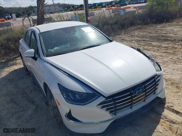 2020 Hyundai Sonata SE with VIN 5NPEG4JAXLH053019, listed as a IAAI auction lot 41453380 with 115,141 mi miles. Bid and sale history available at carsss.com. Image 1.