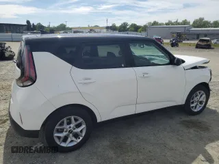2023 Kia Soul S with VIN KNDJ23AU7P7190172, listed as a Copart auction lot 52931605 with 13,663 mi miles and Salvage Title. Bid and sale history available at carsss.com. Image 3.
