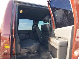 2015 Ford F-250 Lariat z VIN 1FT7W2BT5FEA79838, wystawiony jako IAAI lot #41655574 z przebiegiem 228 737 mil mil oraz . Historia ofert i sprzedaży dostępna na DreamBid. Obrazek 8.