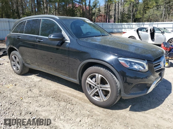 2019 Mercedes-Benz GLC 300 z VIN WDC0G4KB0KF634825, wystawiony jako Copart lot #50139445 z przebiegiem 62 221 mil mil oraz Szkoda całkowita • Salvage title. Historia ofert i sprzedaży dostępna na DreamBid. Obrazek 4.