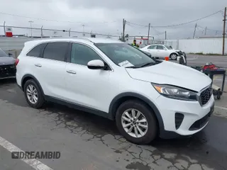 2019 Kia Sorento LX with VIN 5XYPG4A34KG465212, listed as a IAAI auction lot 41924843 with 45,582 mi miles. Bid and sale history available at carsss.com. Image 1.