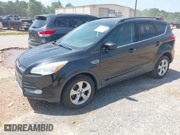 2014 Ford Escape SE z VIN 1FMCU9GX4EUC33710, wystawiony jako IAAI lot #42549888 z przebiegiem 117 057 mil mil oraz . Historia ofert i sprzedaży dostępna na DreamBid. Obrazek 2.