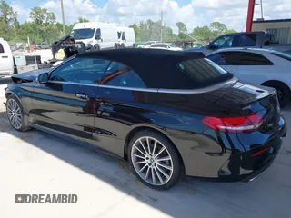 2020 Mercedes-Benz C 300 with VIN WDDWK8DBXLF951795, listed as a IAAI auction lot 41925316 with 47,348 mi miles and . Bid and sale history available at DreamBid. Image 15.