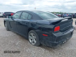 2013 Dodge Charger SE with VIN 2C3CDXBG2DH526480, listed as a IAAI auction lot 42025293 with 147,385 mi miles. Bid and sale history available at carsss.com. Image 3.