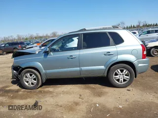 2006 Hyundai Tucson GLS with VIN KM8JN12D76U370922, listed as a IAAI auction lot 41800574 with 133,247 mi miles. Bid and sale history available at carsss.com. Image 14.
