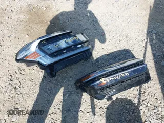 2023 Genesis GV70 2.5T с VIN KMUMADTB5PU134876, выставлен на аукционе IAAI как лот 42170443 с пробегом 29 880 миль миль и . История ставок и продаж доступна на DreamBid. Изображение 11.