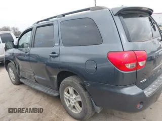 2010 Toyota Sequoia SR5 with VIN 5TDZM5G11AS001275, listed as a IAAI auction lot 41499094 with 194,750 mi miles. Bid and sale history available at carsss.com. Image 17.