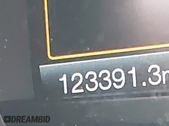 2018 Ford Edge Titanium with VIN 2FMPK4K87JBB55711, listed as a IAAI auction lot 41877010 with 123,391 mi miles. Bid and sale history available at carsss.com. Image 15.