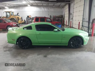2013 Ford Mustang GT с VIN 1ZVBP8CF2D5262272, выставлен на аукционе IAAI как лот 42532062 с пробегом 207 672 миль миль и . История ставок и продаж доступна на DreamBid. Изображение 13.