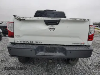 2017 Nissan Titan XD SL with VIN 1N6BA1F43HN544218, listed as a Copart auction lot 85758614 with 124,765 mi miles and Salvage Title. Bid and sale history available at carsss.com. Image 6.