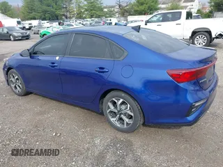 2021 Kia Forte LXS with VIN 3KPF24AD7ME333189, listed as a IAAI auction lot 41941527 with 31,424 mi miles and . Bid and sale history available at carsss.com. Image 3.