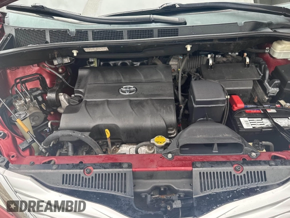 2013 Toyota Sienna XLE с VIN 5TDDK3DC3DS058382, выставлен на аукционе IAAI как лот 42521554 с пробегом 276 065 миль миль и . История ставок и продаж доступна на DreamBid. Изображение 10.