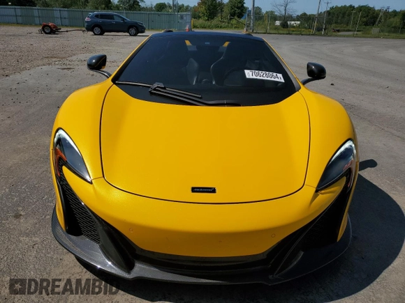 2016 McLaren 650S z VIN SBM11FAA6GW006251, wystawiony jako Copart lot #70628064 z przebiegiem 13 452 mil mil oraz Szkody całkowita. Historia ofert i sprzedaży dostępna na DreamBid. Obrazek 5.