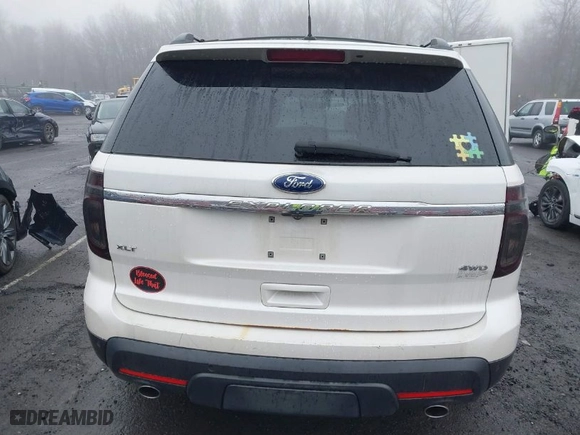 2013 Ford Explorer XLT with VIN 1FM5K8D82DGB96398, listed as a IAAI auction lot 41923674 with 164,805 mi miles. Bid and sale history available at carsss.com. Image 16.