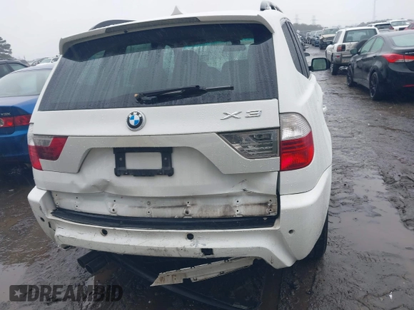 2007 BMW X3 3.0si with VIN WBXPC934X7WF25718, listed as a IAAI auction lot 41421339 with 181,274 mi miles. Bid and sale history available at carsss.com. Image 16.