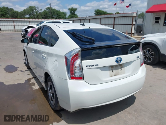 2013 Toyota Prius One z VIN JTDKN3DU1D1675316, wystawiony jako IAAI lot #42091871 z przebiegiem 200 723 mil mil oraz . Historia ofert i sprzedaży dostępna na DreamBid. Obrazek 3.