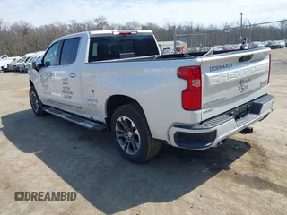 2025 Chevrolet Silverado 1500 with VIN 3GCUKJEL2SG115606, listed as a IAAI auction lot 41917657 with 10,413 mi miles and . Bid and sale history available at DreamBid. Image 3.
