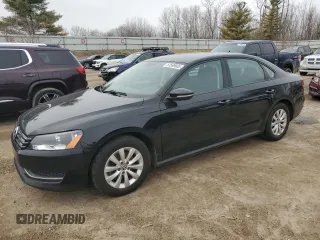 2012 Volkswagen Passat S z VIN 1VWAP7A36CC039368, wystawiony jako Copart lot #51569605 z przebiegiem 110 743 mil mil oraz Szkoda całkowita • Salvage title. Historia ofert i sprzedaży dostępna na DreamBid. Obrazek 1.