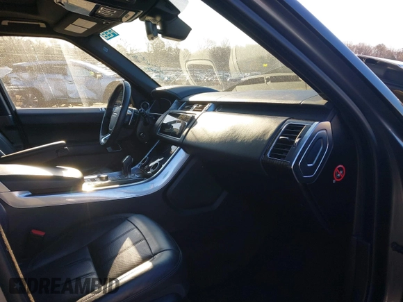 2019 Land Rover Range Rover Sport Dynamic with VIN SALWR2RE3KA838717, listed as a IAAI auction lot 41854857 with 57,318 mi miles. Bid and sale history available at carsss.com. Image 5.