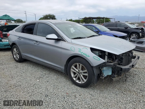 2015 Hyundai Sonata SE z VIN 5NPE24AFXFH040107, wystawiony jako Copart lot #59360675 z przebiegiem 163 886 mil mil oraz Szkoda całkowita • Salvage title. Historia ofert i sprzedaży dostępna na DreamBid. Obrazek 4.